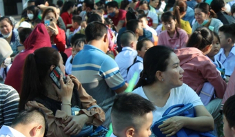 'Trường sát nhà nhưng không được phân tuyến lớp 1, bị xếp trường xa', vì sao?