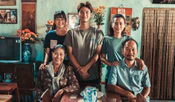 Lật Mặt 8 – Khi loạt phim 'triệu đô' của Lý Hải đối mặt với câu hỏi: Đang hạ nhiệt hay đang chuyển mình?