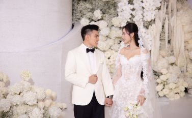 Khách mời bất ngờ với món quà lạ trong đám cưới Hoa hậu Đỗ Thị Hà và thiếu gia nhà giàu