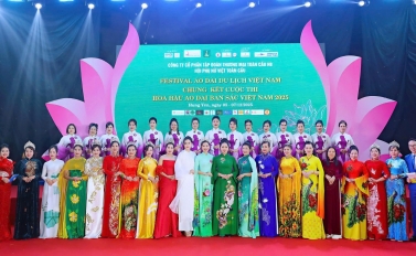 Sắc áo dài phủ kín Hưng Yên: 1.500 người xếp hình bản đồ Việt Nam tại Festival Áo dài Du lịch Việt Nam 2025