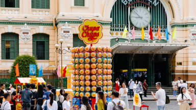 Tháp kẹo khổng lồ Chupa Chups đi khắp muôn nơi, câu chuyện Mãi Vui tiếp nối nhiều thế hệ gia đình Việt
