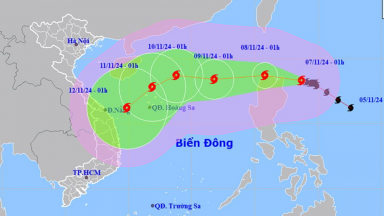 Bão Yinxing tiệm cận cấp siêu bão, sẽ đổ bộ Biển Đông vào ngày mai