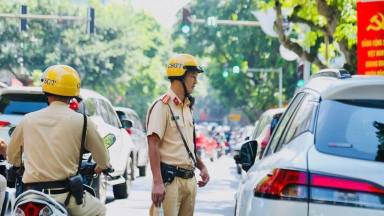 Từ nay: Người dân mắc lỗi này khi điều khiển xe trên đường có thể bị phạt đến 22 triệu đồng