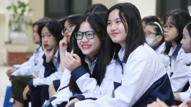 5 ngành học khối C rất dễ xin việc, mới ra trường lương đã cao