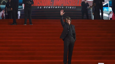 Tom Cruise nhận giải Oscar danh dự