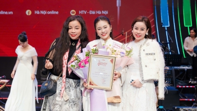 Thí sinh 16 tuổi gây “thổn thức” với Thư Hà Nội, xuất sắc giành giải Nhì Tiếng hát Hà Nội