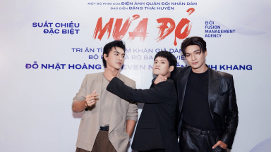 Bộ ba Mưa Đỏ xúc động ngày cuối phim ra rạp “Điểm tựa của chúng tôi là khán giả”