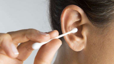 Cảnh Báo: 7 Thói quen hằng ngày đang âm thầm hủy hoại sức khỏe mà ai cũng mắc phải