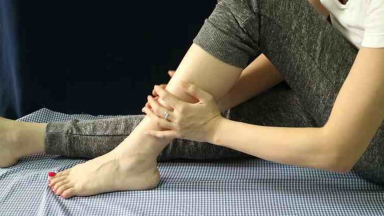 Cảnh báo: Hơn 25% người trưởng thành đang đối mặt với nguy cơ sức khỏe nghiêm trọng do thói quen ngồi lâu, đứng lâu