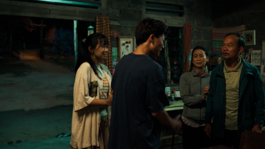 'Lật Mặt 8: Vòng tay nắng' tung teaser đầu tiên kịch tính, lay động con tim nhiều thế hệ
