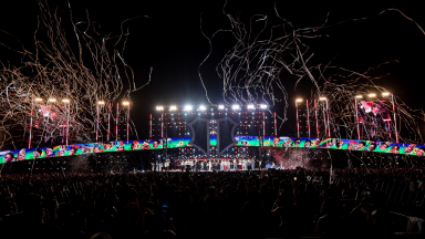 Concert Anh trai vượt ngàn chông gai D-7: Bản giao hưởng của âm thanh, ánh sáng và cảm xúc