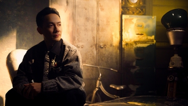 Đinh Tiến Đạt kể tuổi trẻ bằng âm nhạc với bản ballad “Ta Còn Dại Khờ” đầy tự sự và sâu lắng