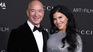 Vợ sắp cưới tỉ phú Jeff Bezos ký hợp đồng tiền hôn nhân