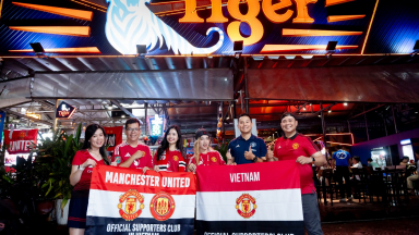 Tiger - Bia chính thức của Câu lạc bộ Bóng đá Manchester United