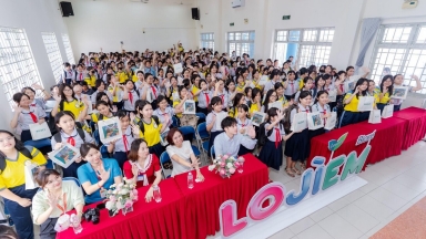 18 năm, 1 hành trình: LOJÌEM đồng hành cùng teen Việt  khám phá tuổi dậy thì