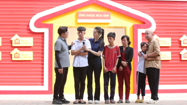 Đại Nghĩa, Hoàng Sơn nghẹn lòng khi nghe ước mơ “chỉ cần có gạo ăn mỗi ngày” của cô bé mồ côi