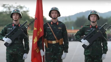 Thượng úy Lê Hoàng Hiệp chính thức lộ diện trong Sao Nhập Ngũ, khán giả 'đứng ngồi không yên'
