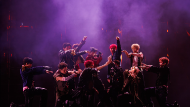 Tân Binh Toàn Năng đang ở đâu khi đối đầu với 2 đại diện của K-Pop và J-Pop?