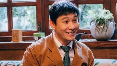 Huỳnh Hiểu Minh hóa chàng khờ vẫn không cứu nổi 'bom xịt' phòng vé