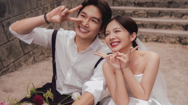 Đình Tú đáp trả khi bà xã bị chê lùn, chân ngắn