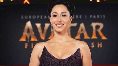 Oona Chaplin: Hậu duệ 'vua hề' làm ác nữ trong bom tấn Avatar 3