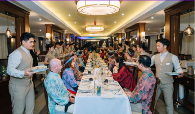 Nghỉ Tết không lo toan: Khi du thuyền là 'ngôi nhà di động' cho gia đình nhiều thế hệ