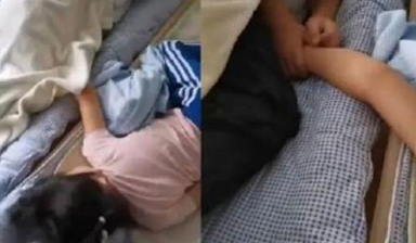 Cô giáo khoe ảnh con gái được bạn nam yêu mến ở lớp, bố xem xong lo lắng đến bồn chồn, sợ hãi
