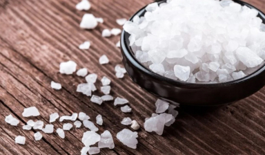 Vì sao nên đặt một bát muối trong nhà tắm? Công dụng nhà nào cũng cần giàu nghèo đều bất ngờ