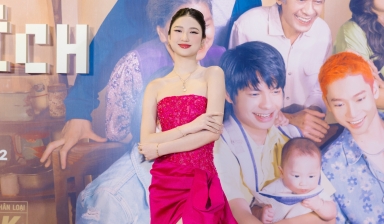 Nàng Mơ khoe nhan sắc trên thảm đỏ ra mắt phim đầu tay “Thế hệ kỳ tích”