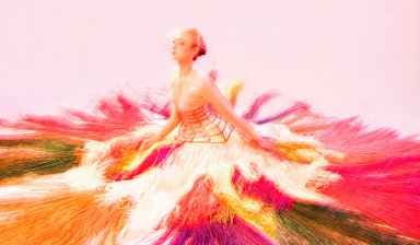 Á quân Vietnam’s Next Top Model 2025 đầy ma mị trong BST mới của NTK Bùi Hoàng Ân