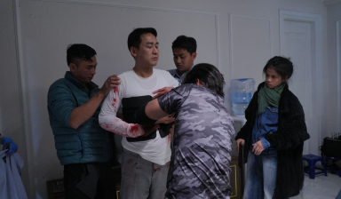 Sau 'Mưa đỏ', Hứa Vĩ Văn lăn xả trong phim kinh dị ‘Đồi hành xác: Tà thuyết đen trở lại’