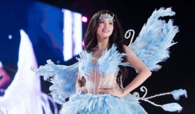 Hoa hậu Tiểu Vy xin lỗi sau tranh cãi liên quan đến sự kiện có logo ứng dụng cá cược