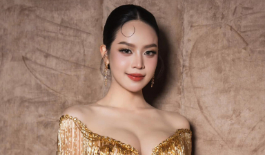 Vương miện của Hoa hậu Thanh Thủy gặp sự cố