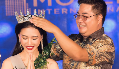 Bùi Quỳnh Hoa đăng quang SuperModel International 2022