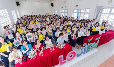18 năm, 1 hành trình: LOJÌEM đồng hành cùng teen Việt khám phá tuổi dậy thì