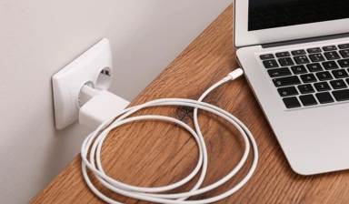 Những thói quen xấu đang phá hủy pin laptop