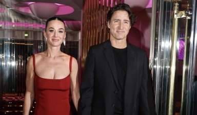 Cựu Thủ tướng Canada Justin Trudeau tìm mọi cách gặp Katy Perry