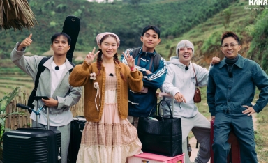 Gia Đình HaHa tập 16: Út Khánh “lộ chiêu” dùng “font bạc” để được khen, Anh Ba Nam căng thẳng ra mặt