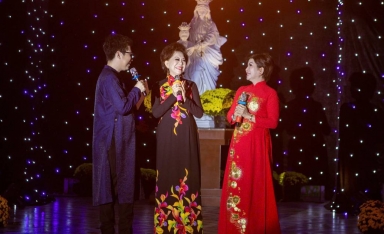 Danh ca Giao Linh, Họa Mi hát giữa 'Mùi khói bếp': Khi âm nhạc sưởi ấm những phận đời nghèo khó