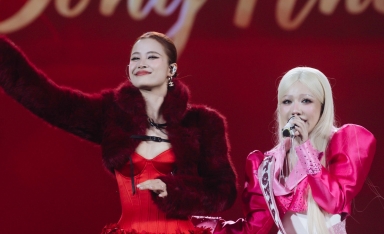 Đông Nhi- Phùng Khánh Linh lần đầu kết hợp, đem không khí Tết cổ truyền đến sân khấu GENfest Presents MBILLION