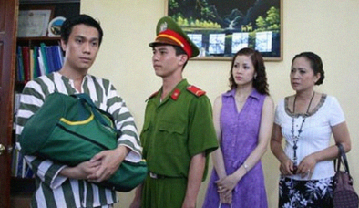 Việt Anh vừa 'ra tù thì bị bắt tiếp', không chịu cưới vợ lần 3 vì quá mệt mỏi