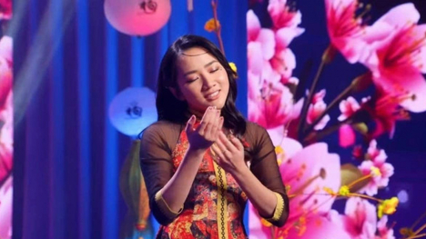 Ca sĩ Mỹ Gen Z gốc Việt Tina Châu Lê lần đầu viết nhạc Việt