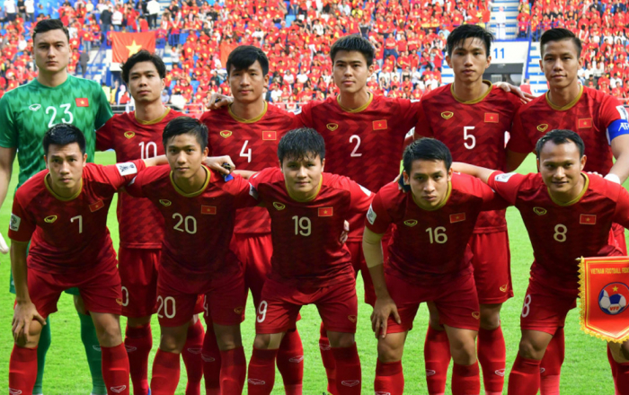 FIFA khen ngợi Đặng Văn Lâm có màn cứu thua kinh ngạc, ca ngợi thầy trò HLV Park
