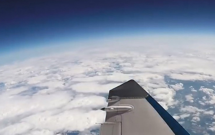 Ngắm khí quyển của Trái Đất ở độ cao 19.000 m