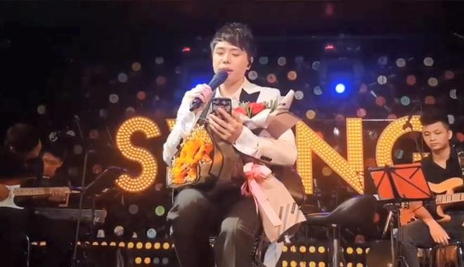 Trịnh Thăng Bình cover hit 'HongKong1' nuột như nuốt đĩa