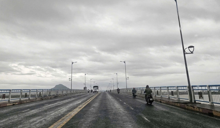 Học sinh Đắk Lắk nghỉ học từ chiều nay để phòng tránh bão số 13 Kalmaegi