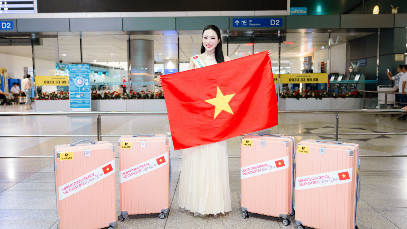 Hoa hậu Kiều Duy mang 100 kg hành lý, 30 bộ trang phục sang Nhật thi Miss International