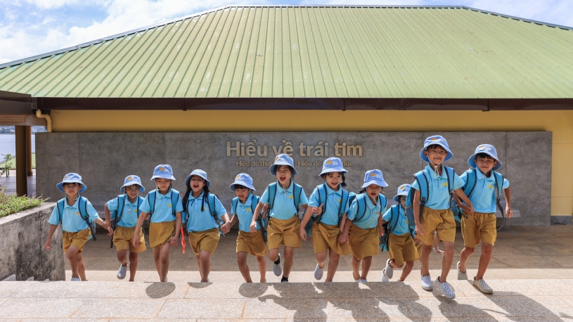 Trường Tiểu học Hiểu Về Trái Tim Đắk Nông: Ngôi trường sinh ra từ tình  thương