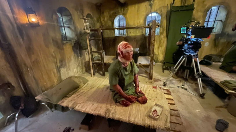 Hậu trường xúc động của “Mưa đỏ”: Khi những diễn viên đặc biệt không cần phải diễn