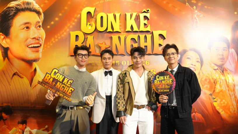 Diễn viên Kiều Minh Tuấn bật khóc nhớ về người cha quá cố, giảm 26kg cho hành trình học làm cha